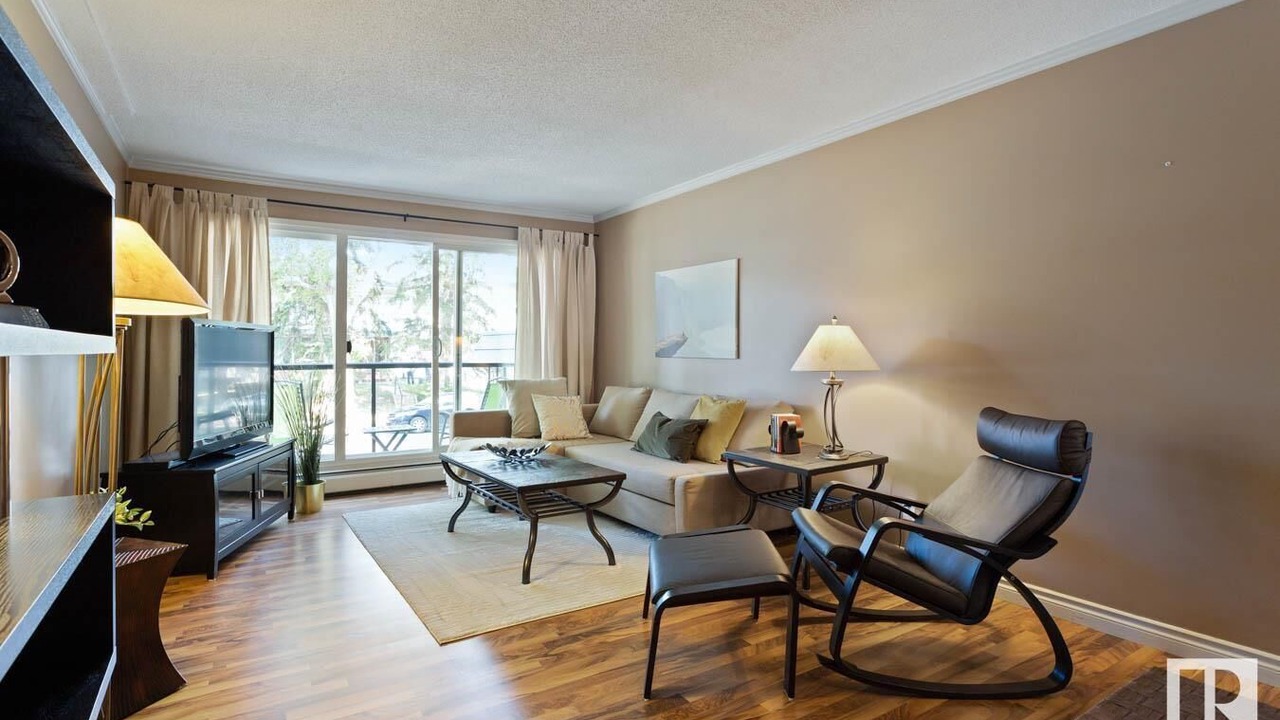 Photo of Livingroom in Southwest Edmonton