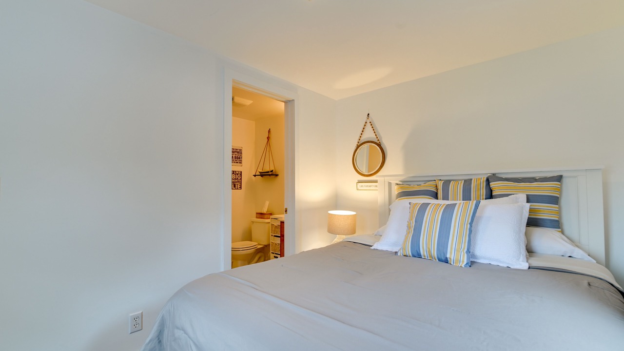Photo of Bedroom in Bolton Landing