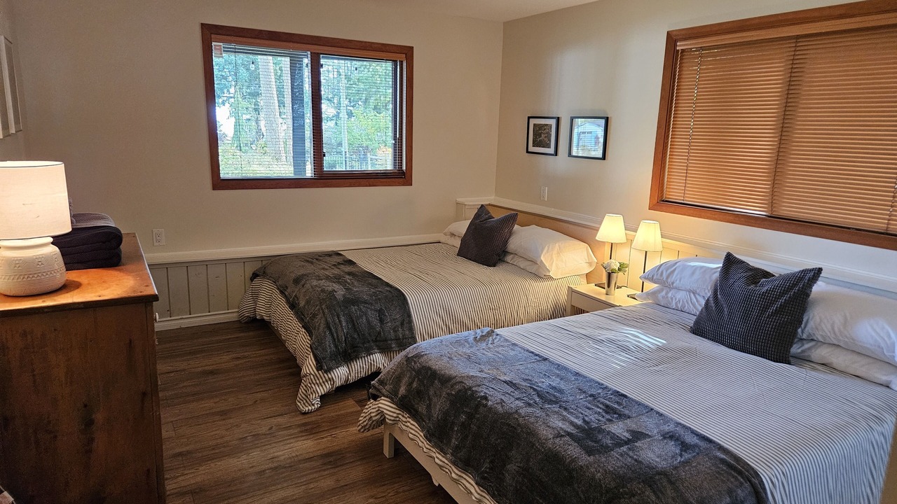 Photo of Bedroom in Courtenay
