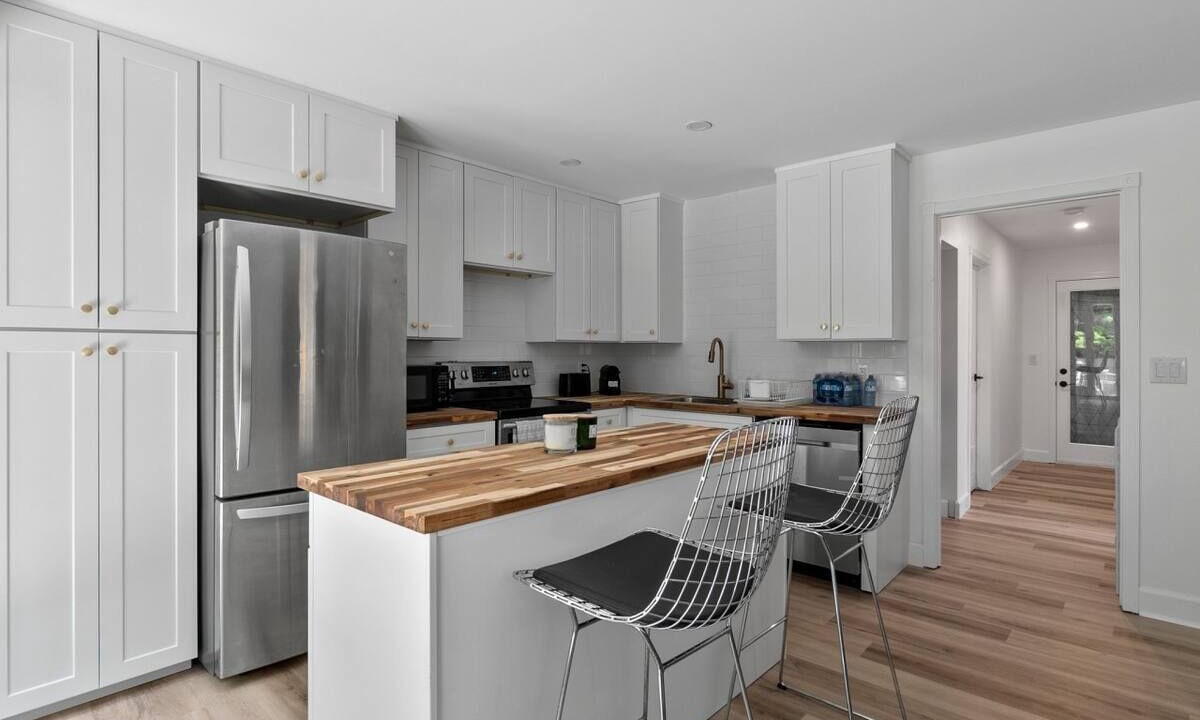 Photo of Kitchen in West Kelowna Estates