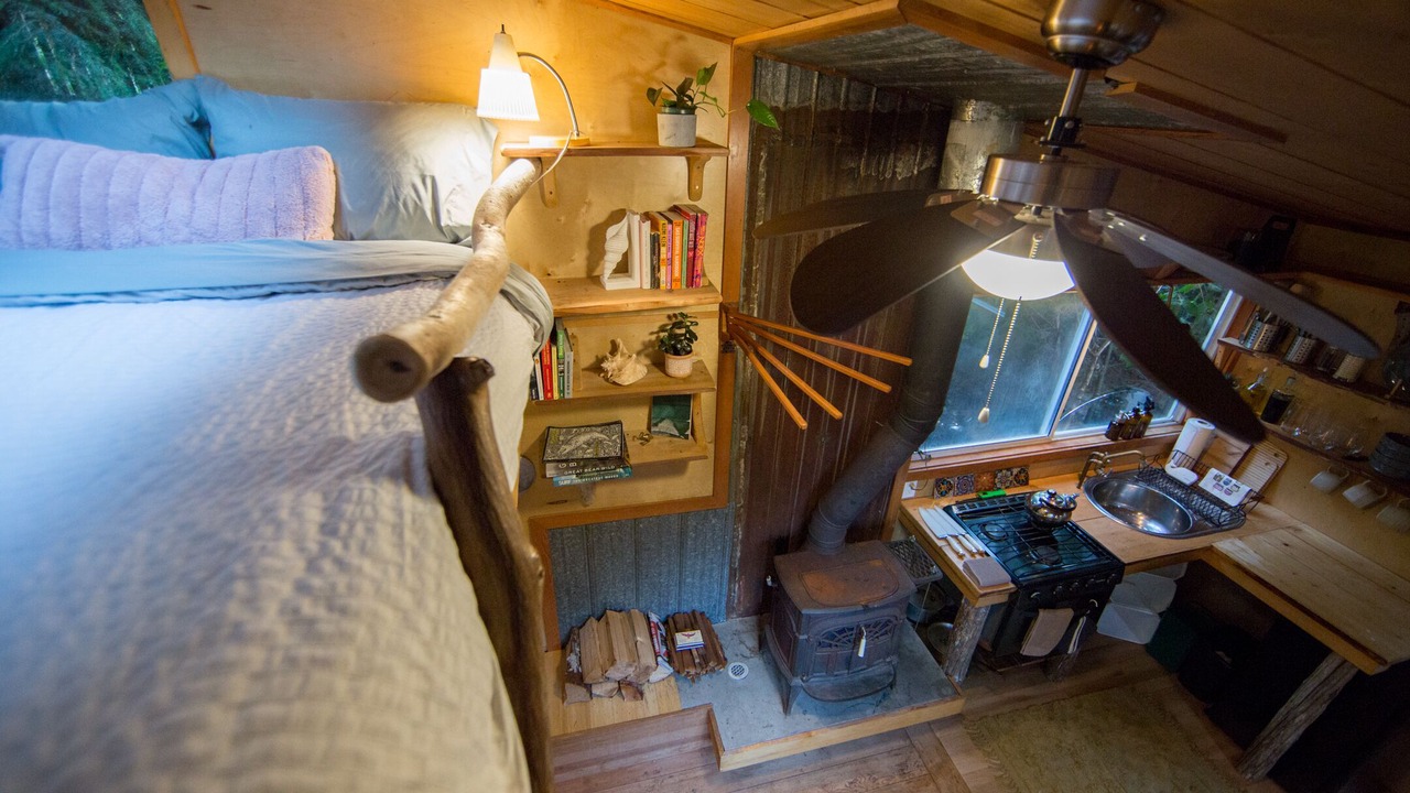 Photo of Bedroom in Juan de Fuca Electoral Area