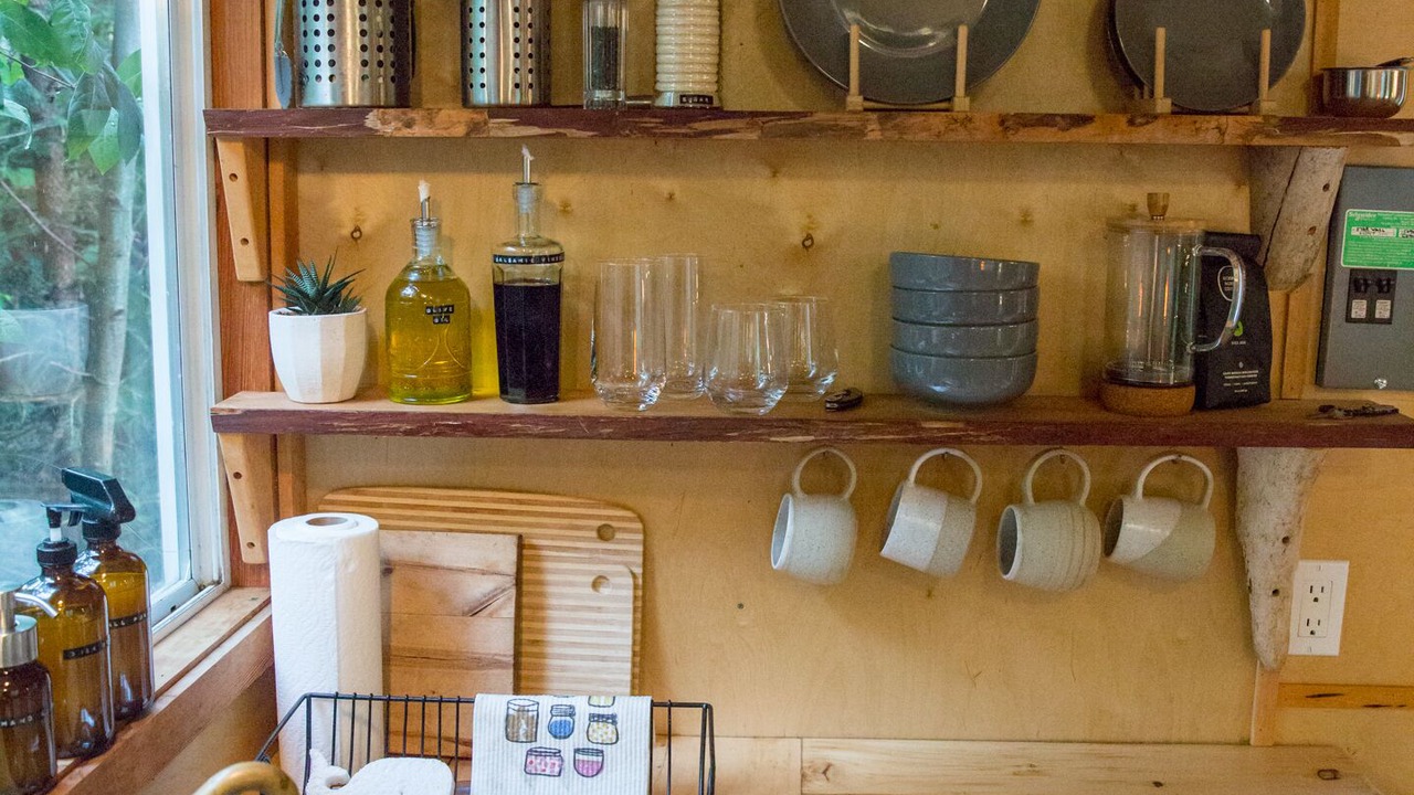 Photo of Kitchen in Juan de Fuca Electoral Area