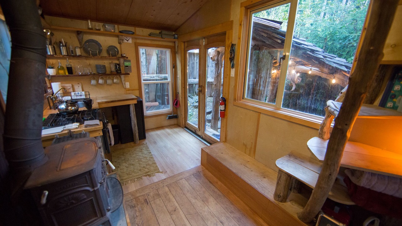 Photo of Kitchen in Juan de Fuca Electoral Area