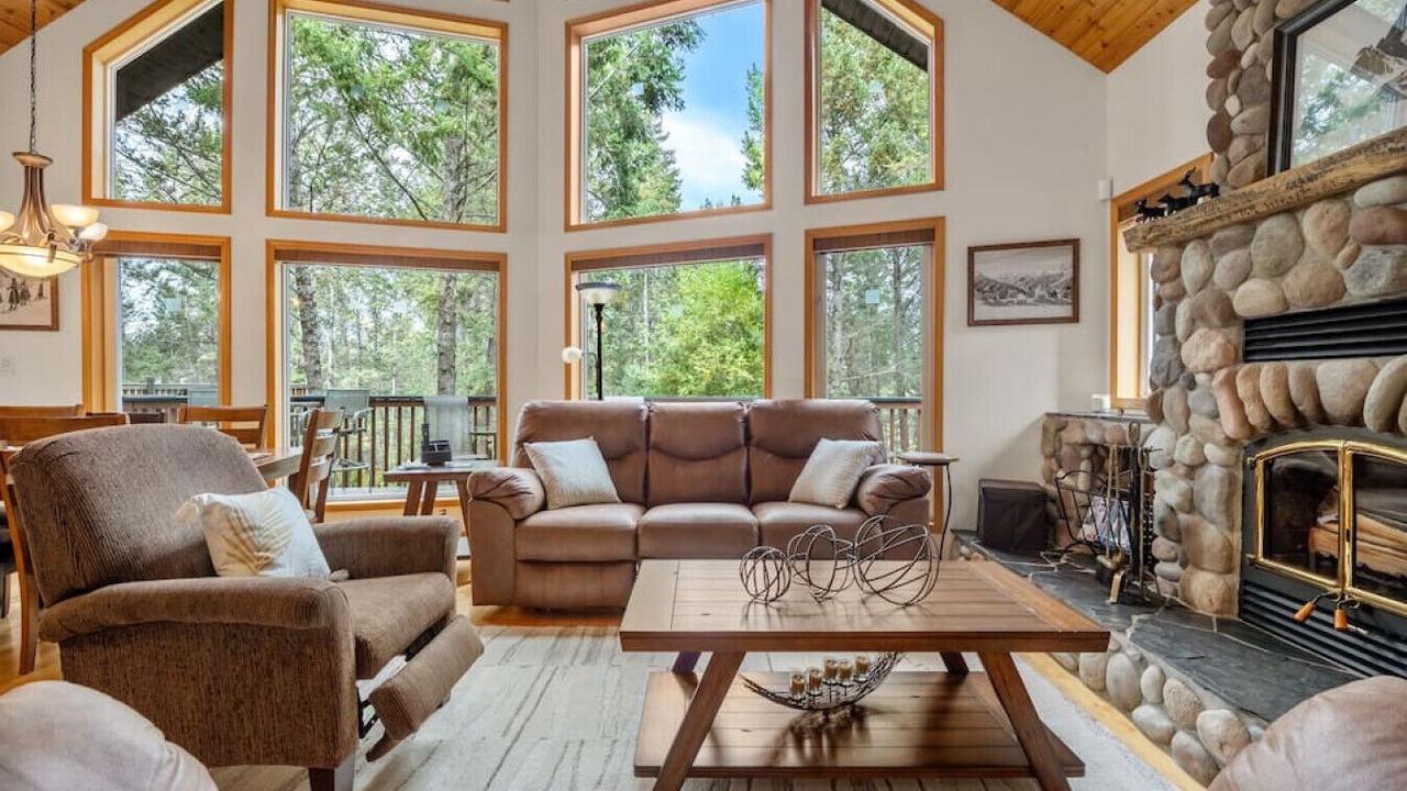 Photo of Bedroom in East Kootenay