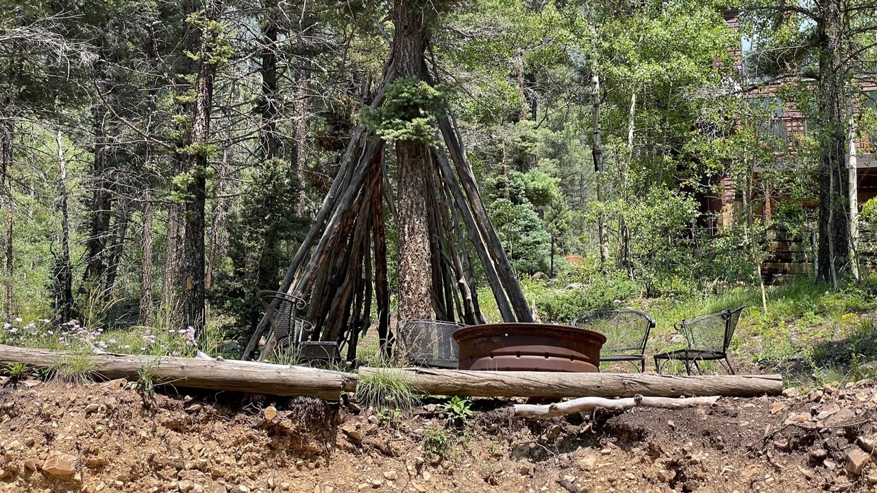 Photo of Others in Red River