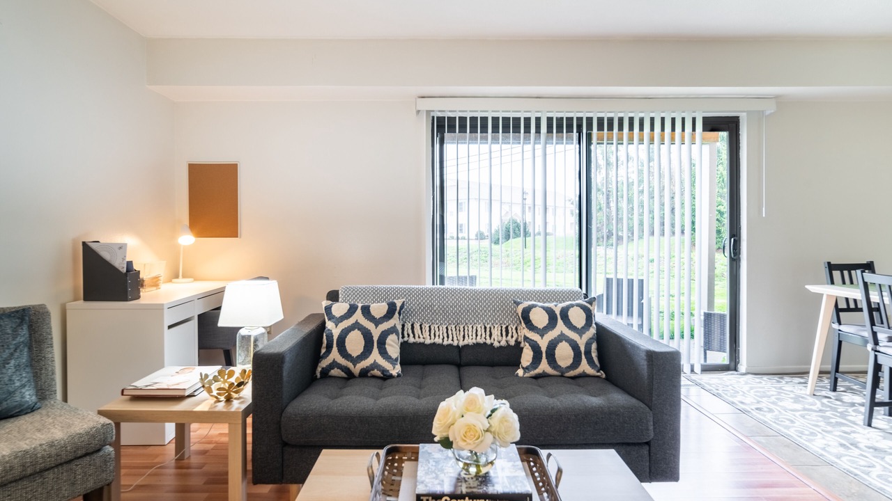 Photo of Livingroom in Mentor