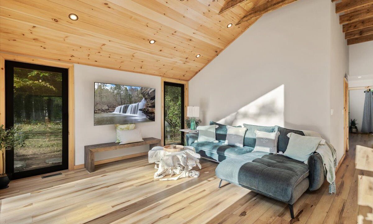 Photo of Livingroom in Bartlett