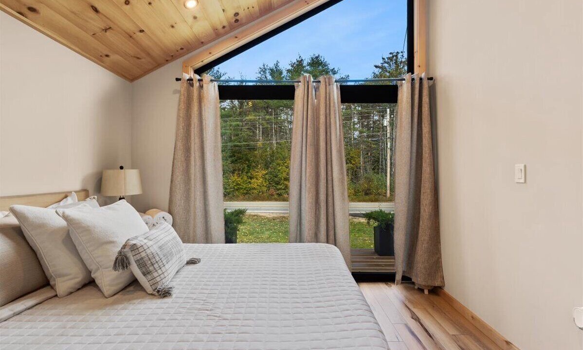 Photo of Bedroom in Bartlett