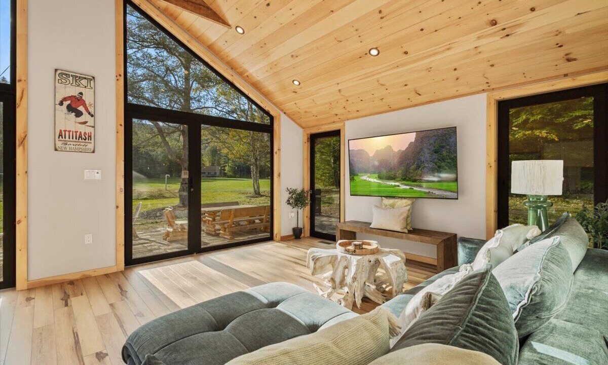 Photo of Livingroom in Bartlett
