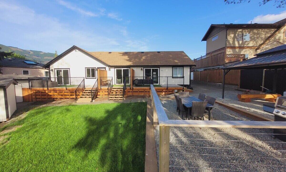 Photo of Outdoor in Lake Cowichan