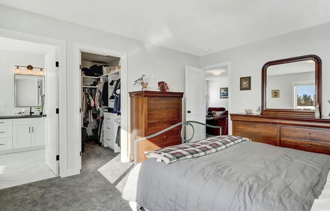 Photo of Bedroom in Clairmont