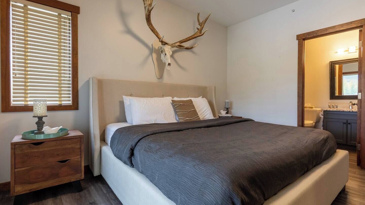 Photo of Bedroom in East Kootenay