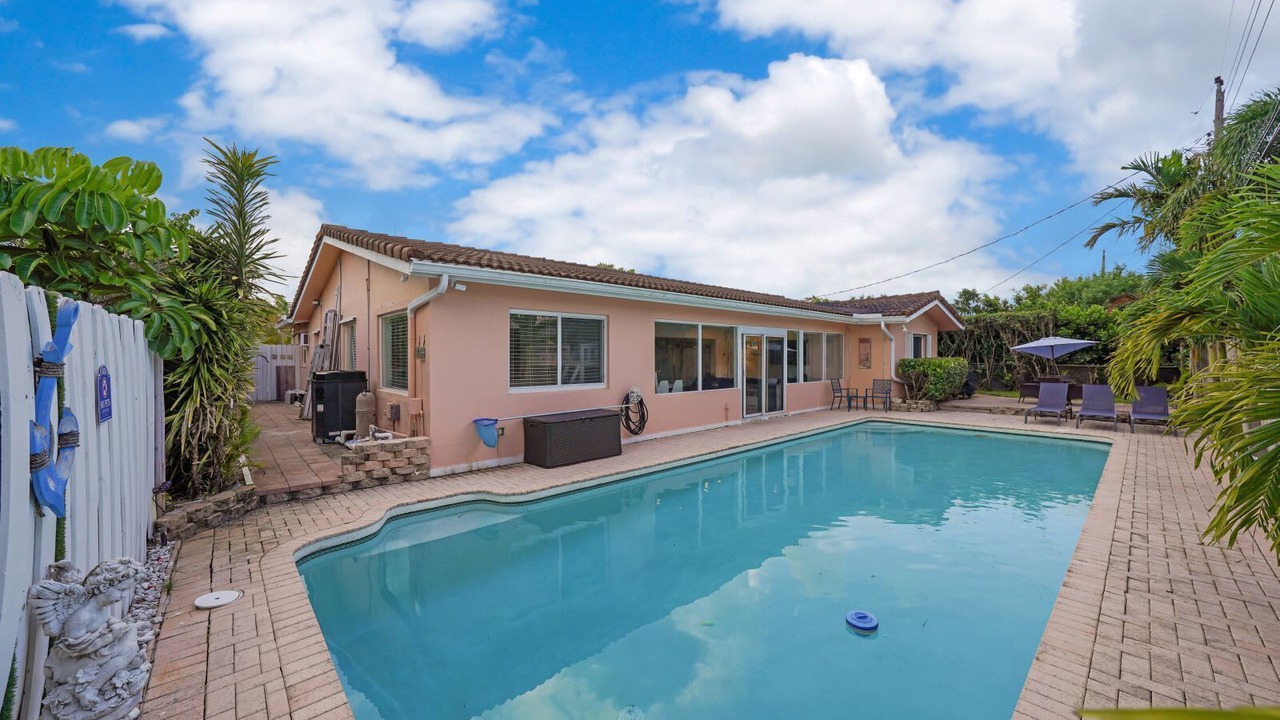 Photo of Outdoor in Coral Ridge Isles