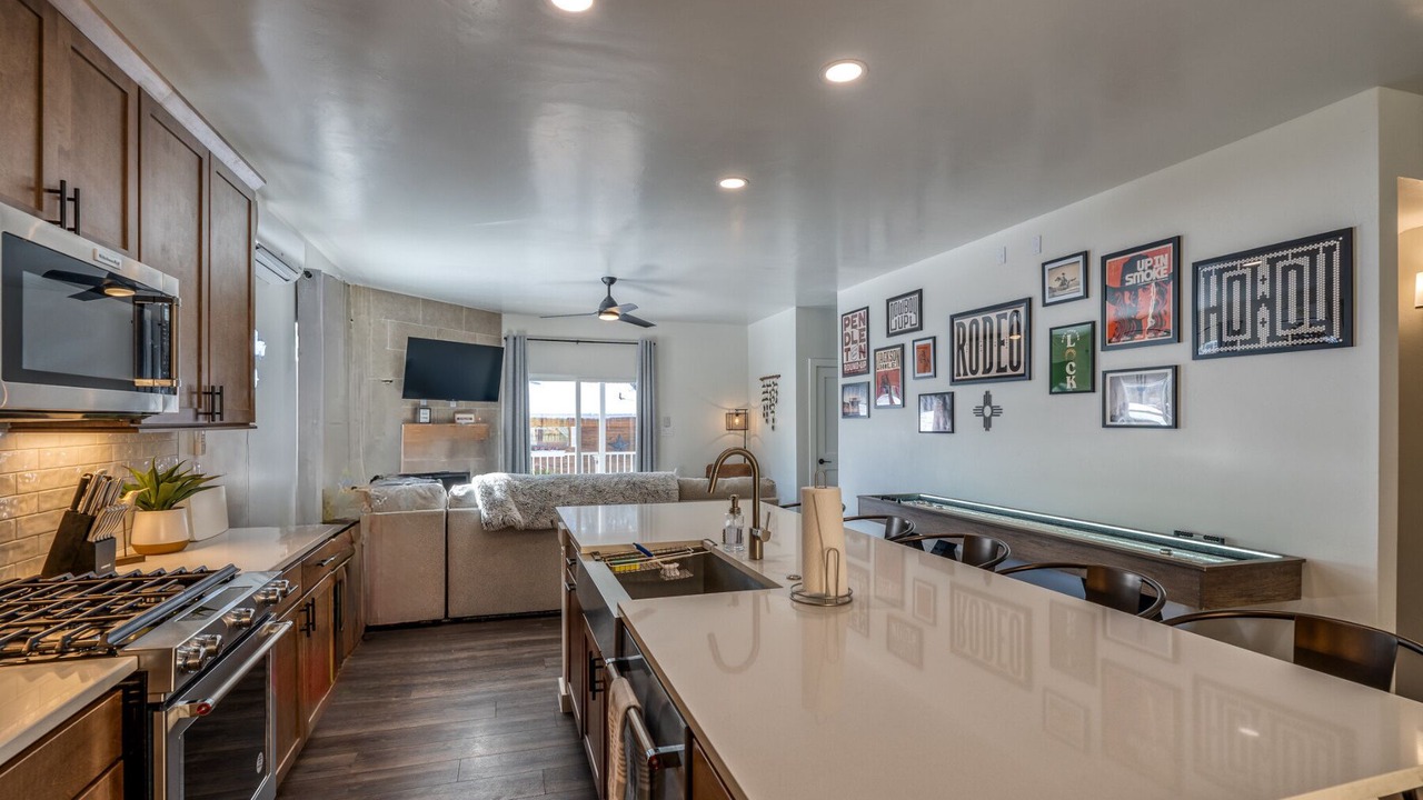 Photo of Kitchen in Red River