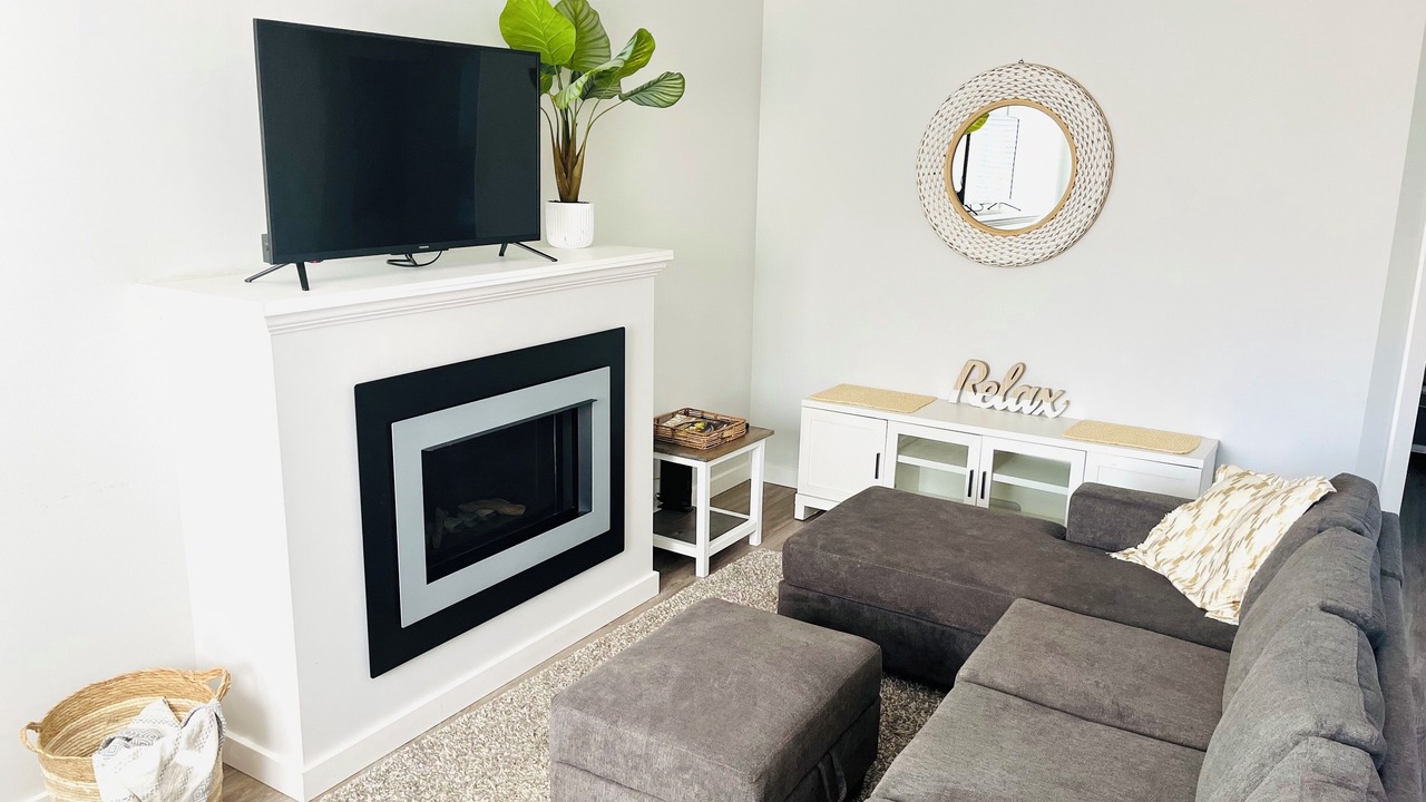 Photo of Livingroom in Esquimalt