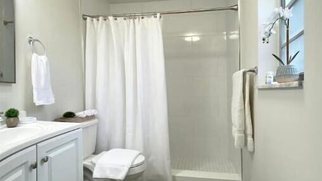 Photo of Bathroom in Palm Beach Gardens