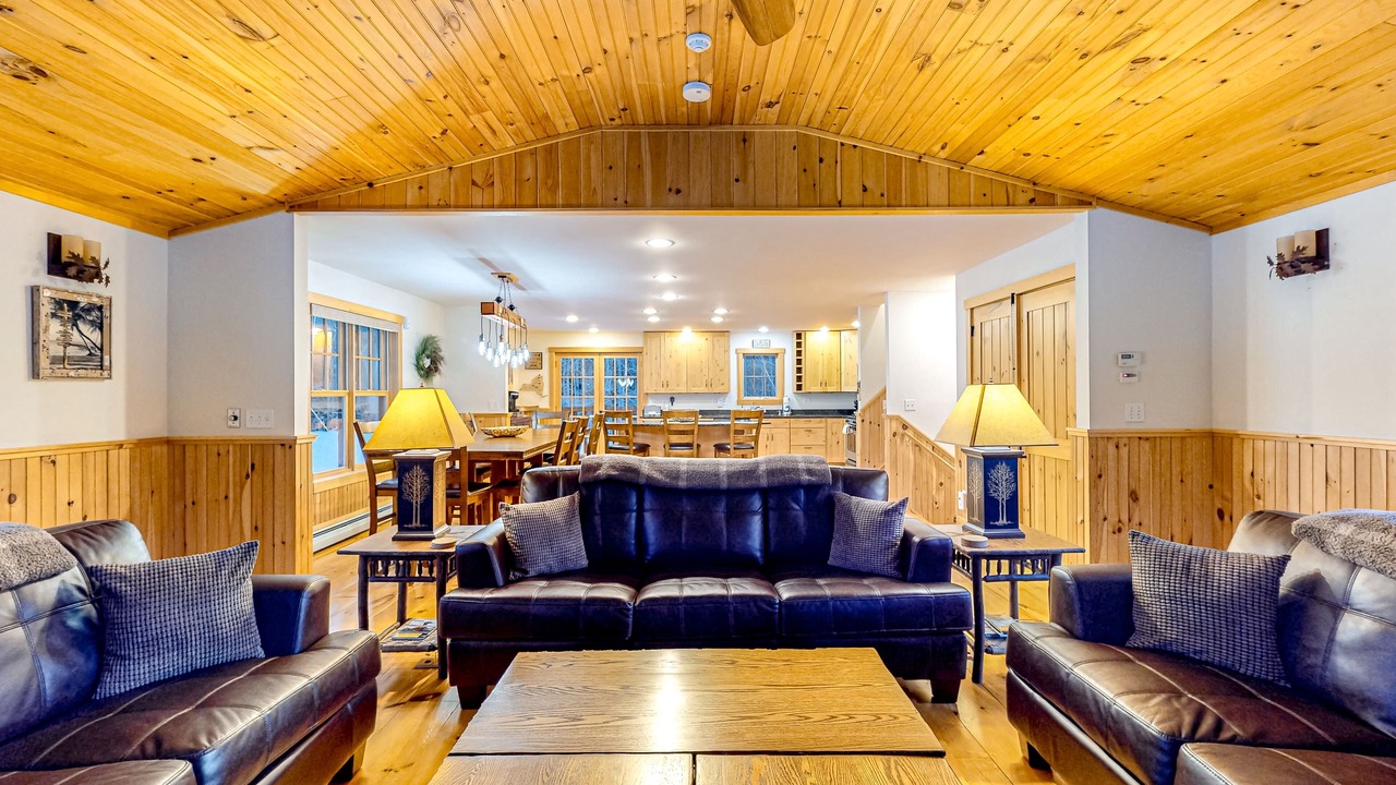 Photo of Livingroom in North Creek