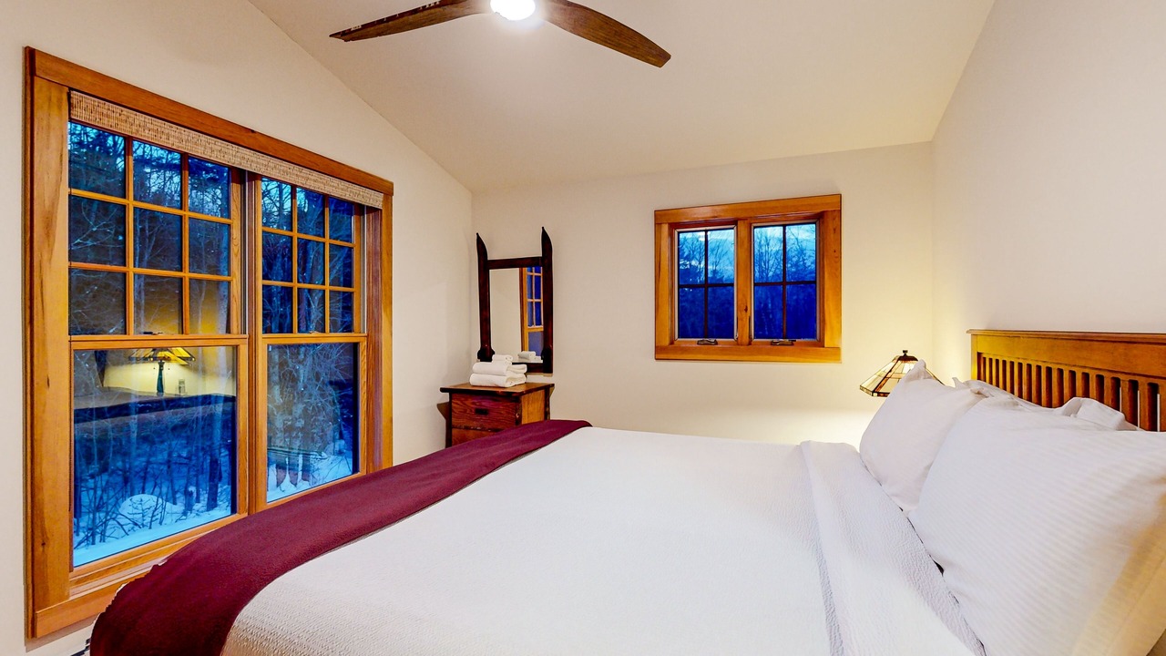 Photo of Bedroom in North Creek