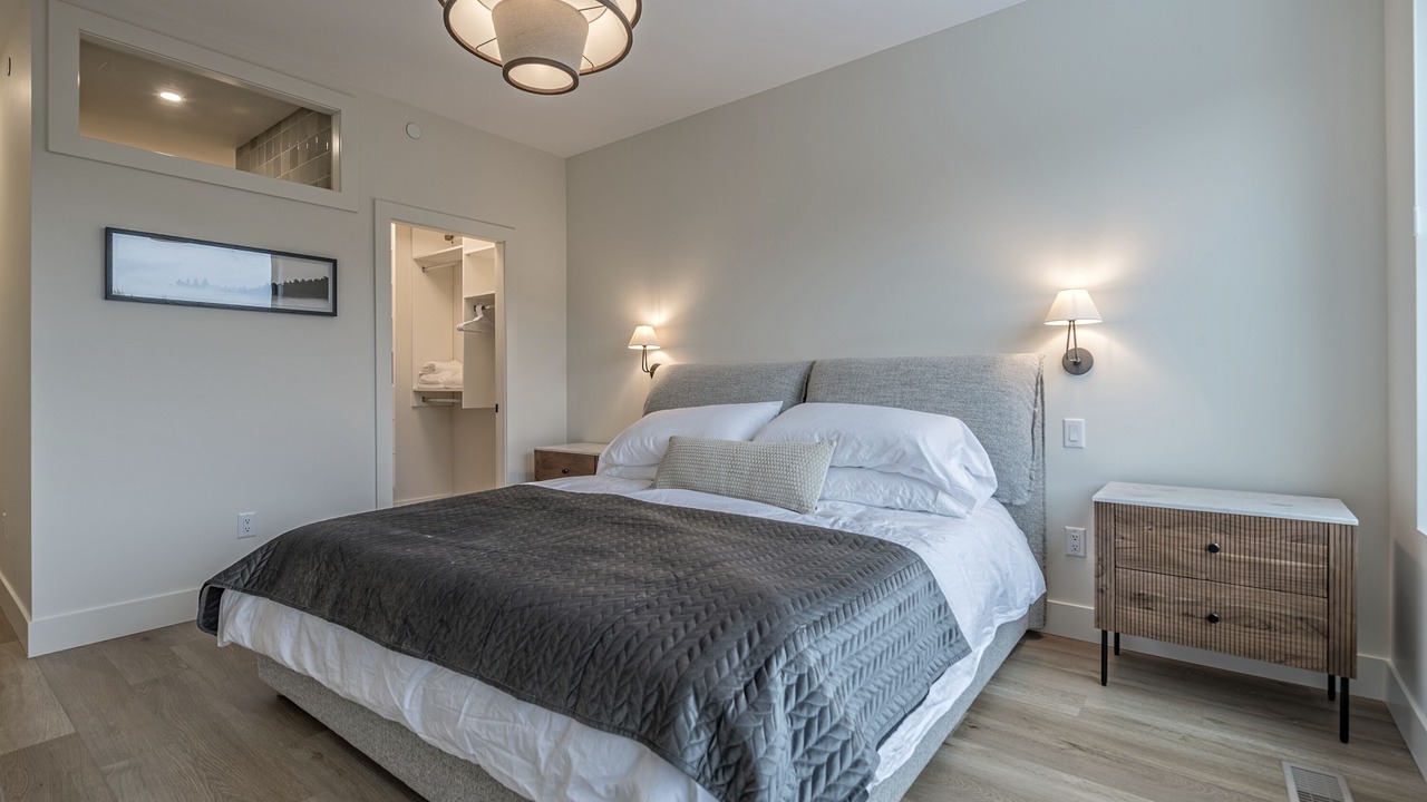 Photo of Bedroom in Silver Star Mountain