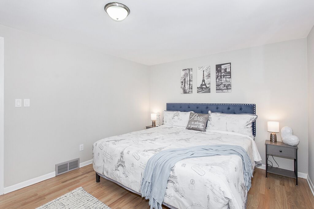 Photo of Bedroom in Avon Lake
