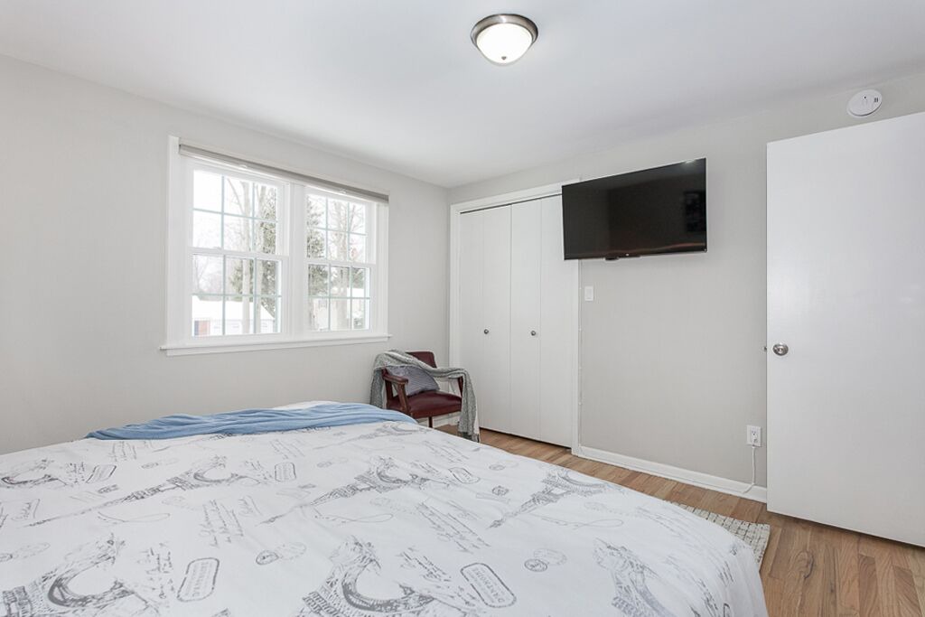 Photo of Bedroom in Avon Lake
