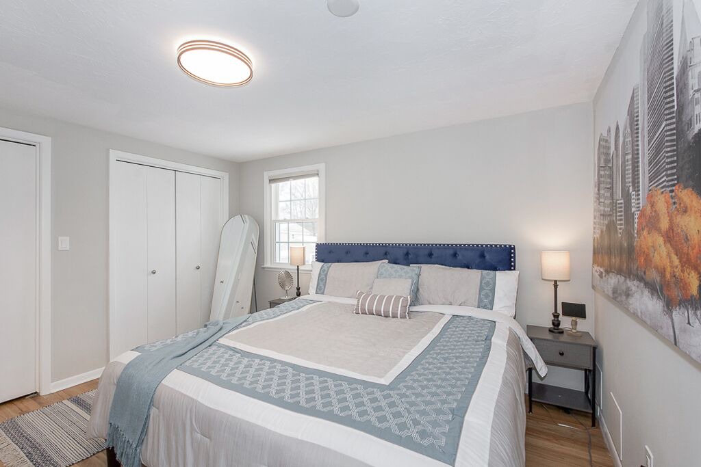 Photo of Bedroom in Avon Lake