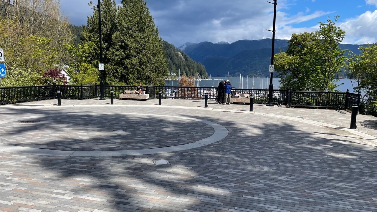 Photo of Others in Deep Cove