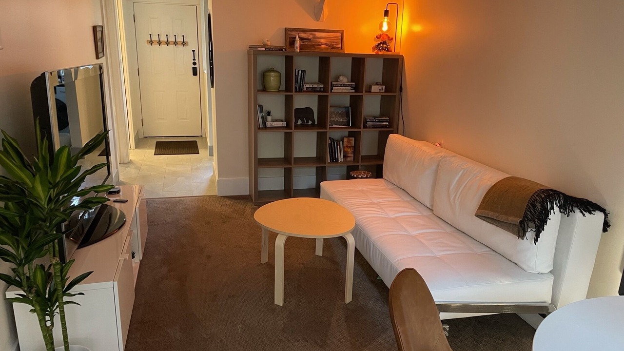 Photo of Livingroom in Deep Cove