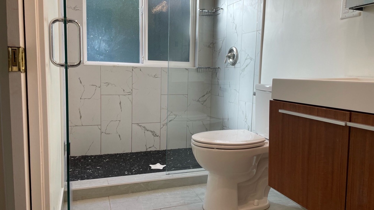 Photo of Bathroom in Deep Cove