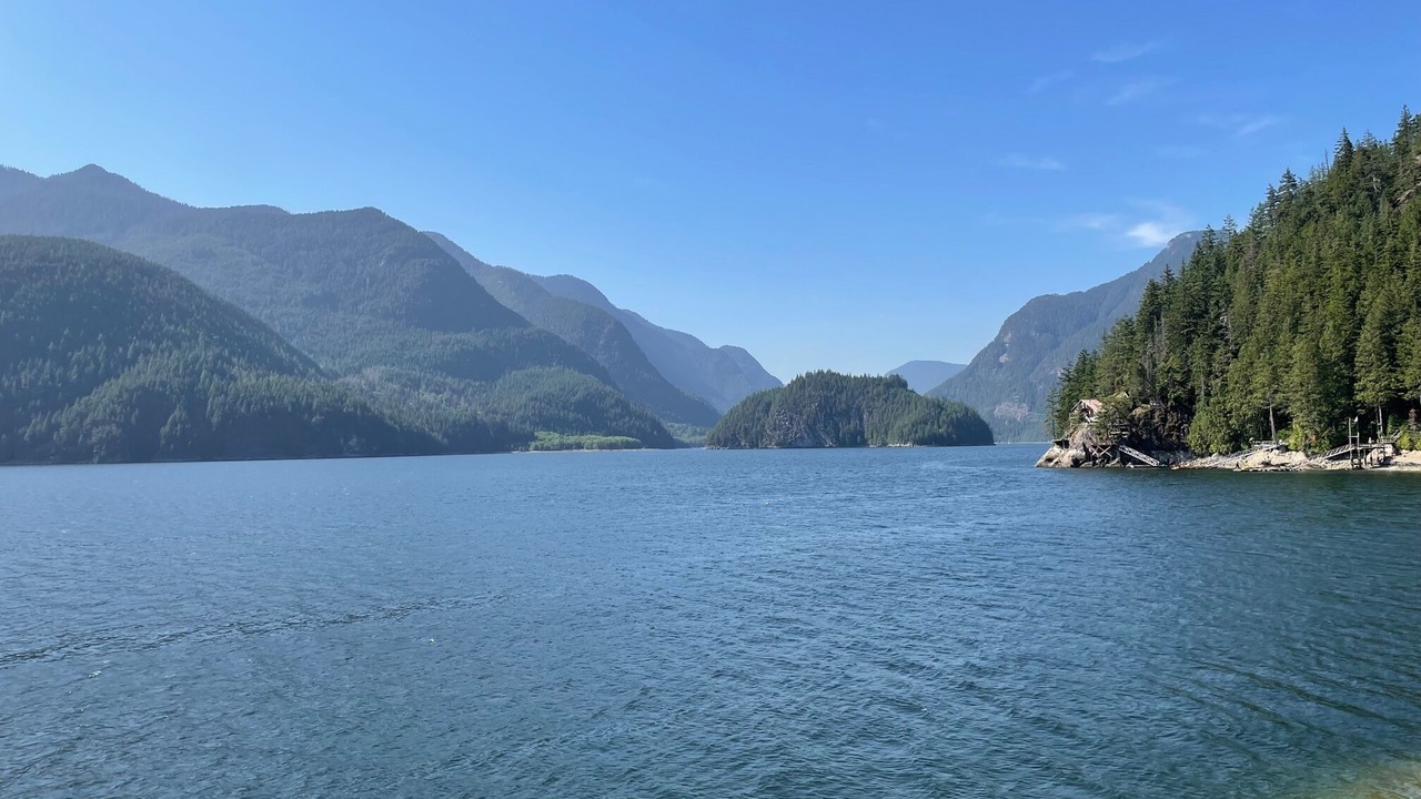 Photo of Others in Deep Cove