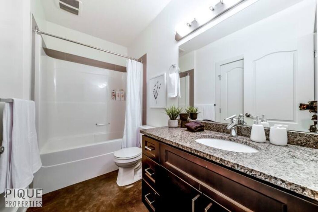 Photo of Bathroom in Jasper Place