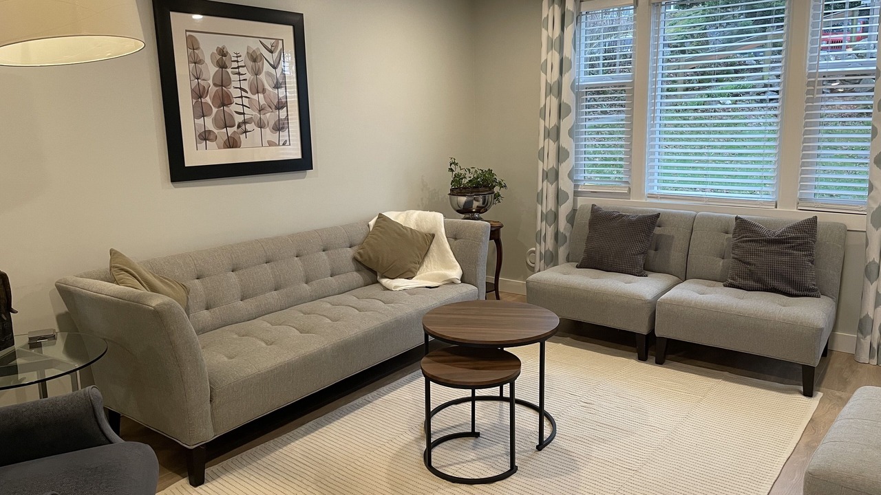 Photo of Livingroom in Saanich