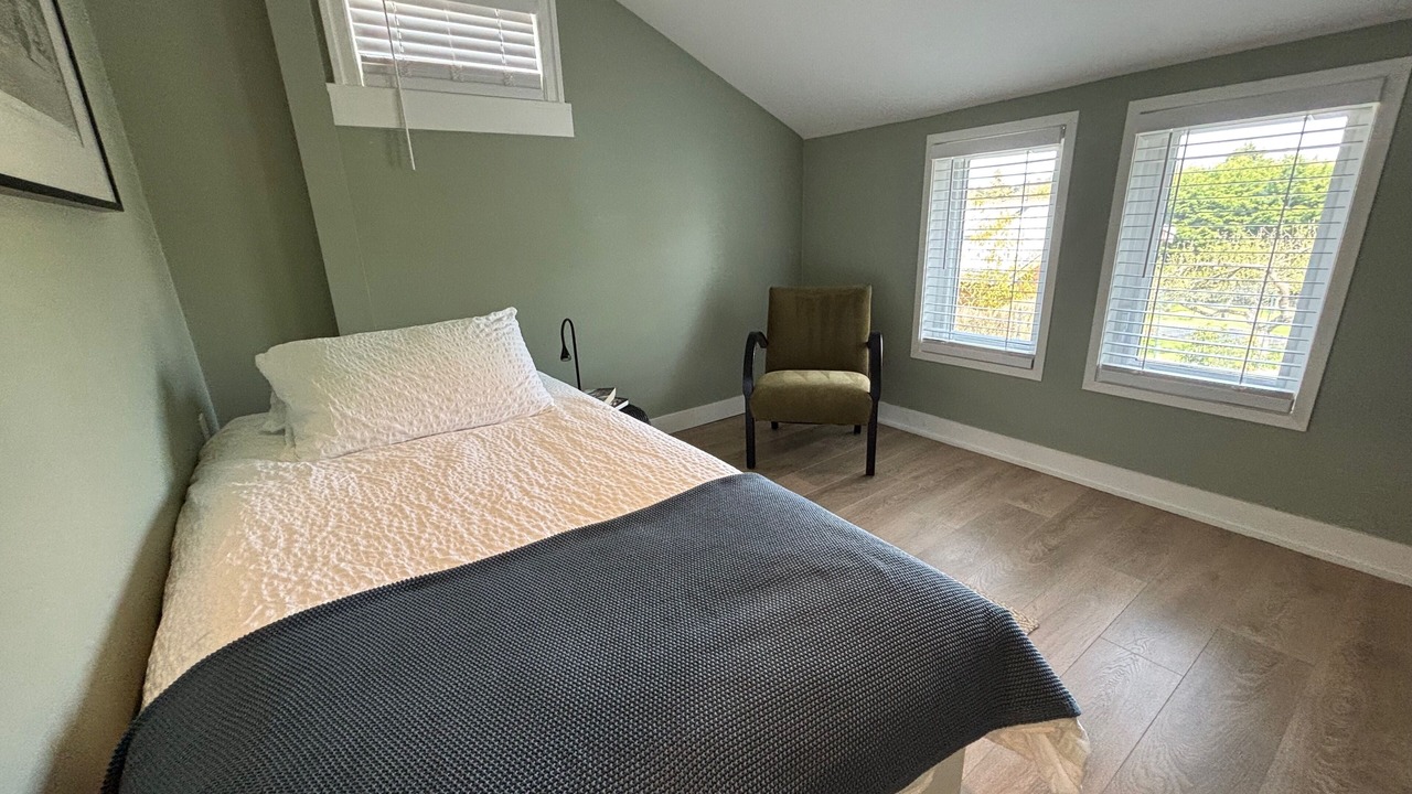 Photo of Bedroom in Saanich