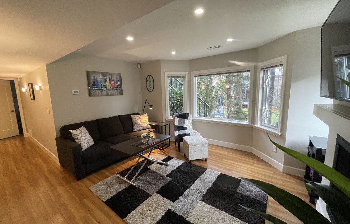 Photo of Livingroom in McMillan