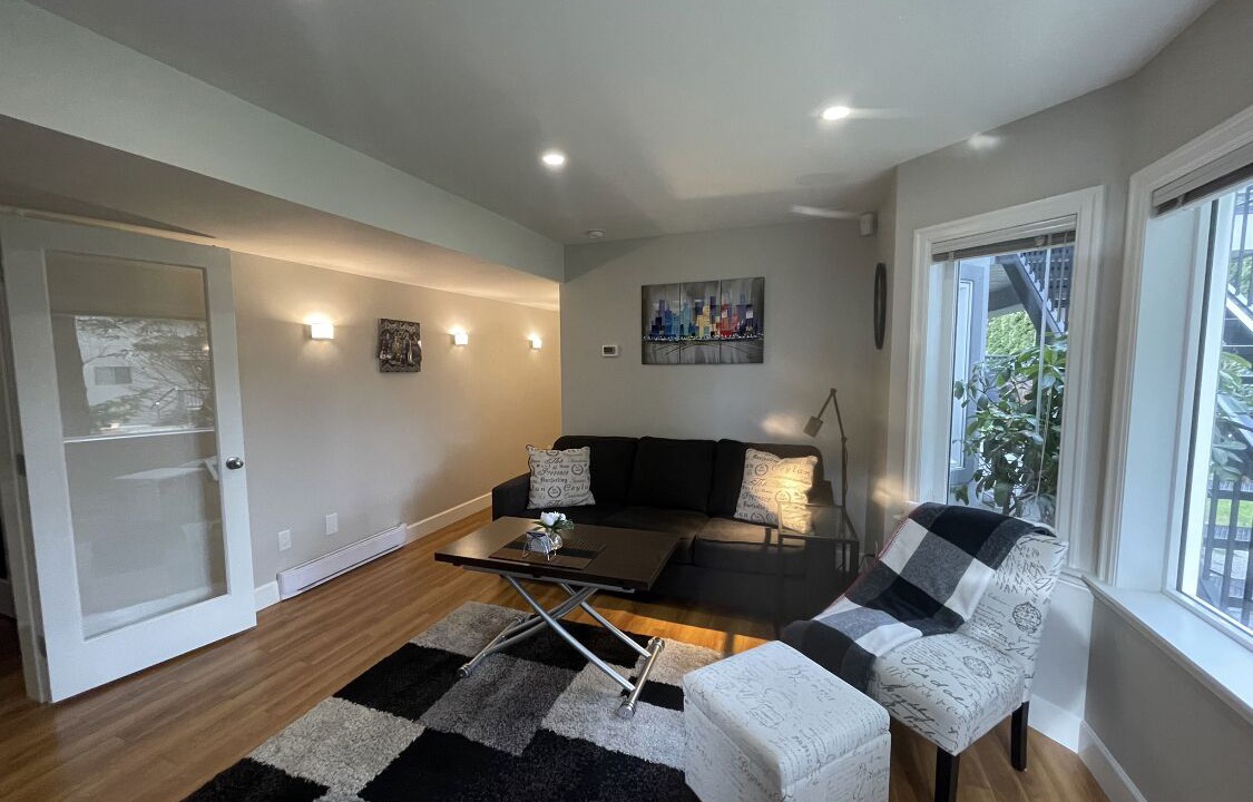 Photo of Livingroom in McMillan
