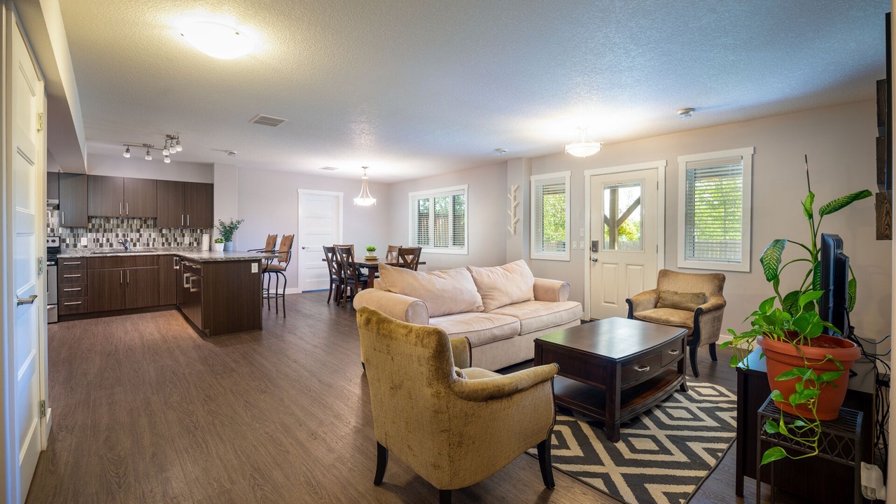 Photo of Livingroom in Athabasca