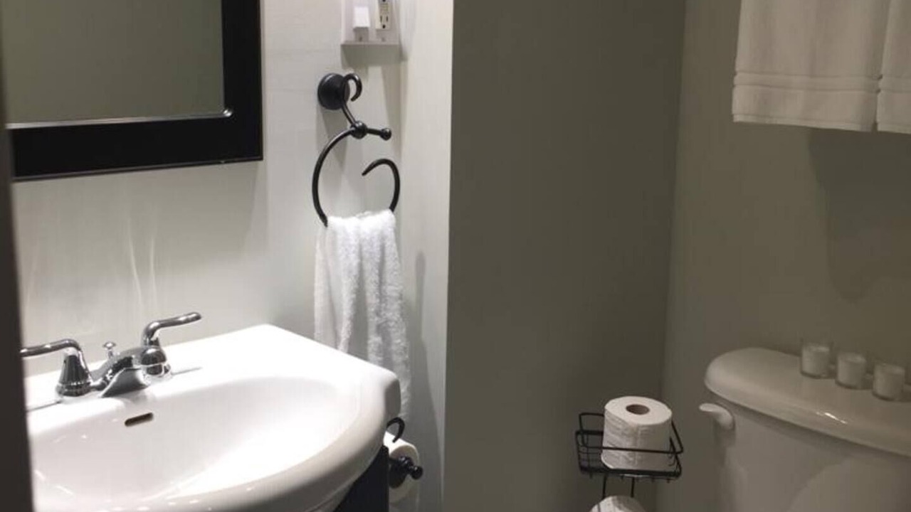 Photo of Bathroom in Delta