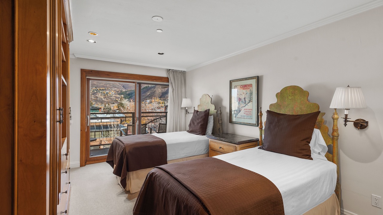 Photo of Bedroom in Downtown