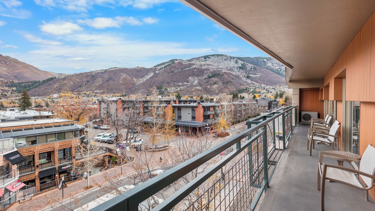 Photo of Outdoor in Downtown