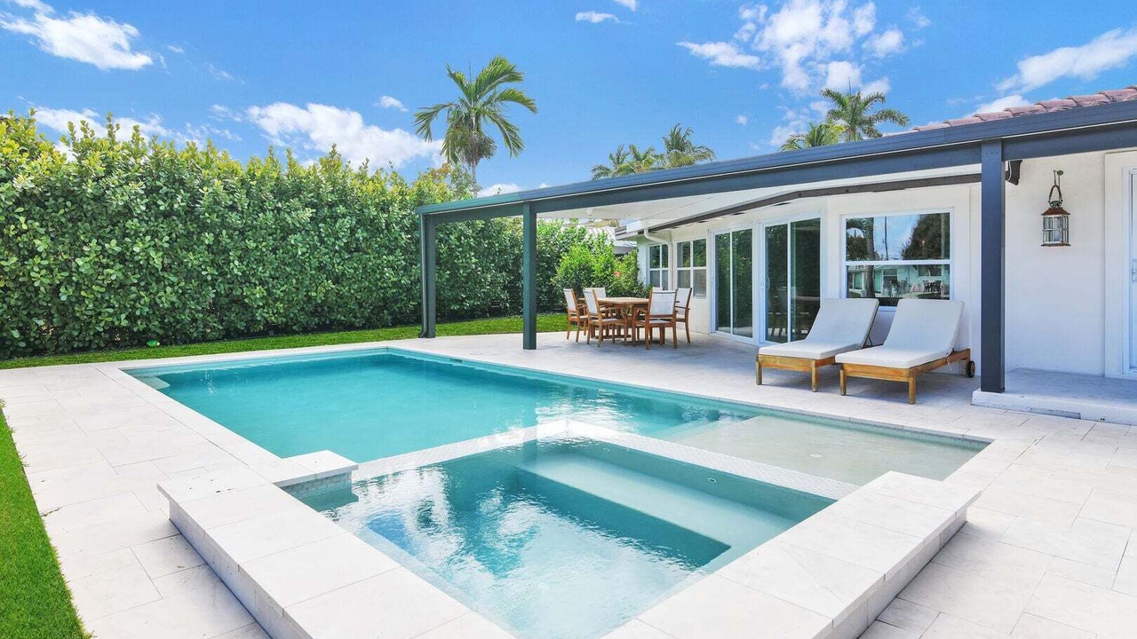 Photo of Outdoor in Garden Isles