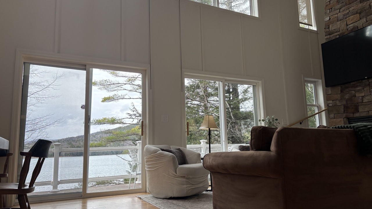 Photo of Livingroom in Plymouth