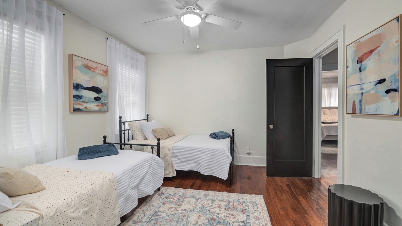Photo of Bedroom in Fairview Park