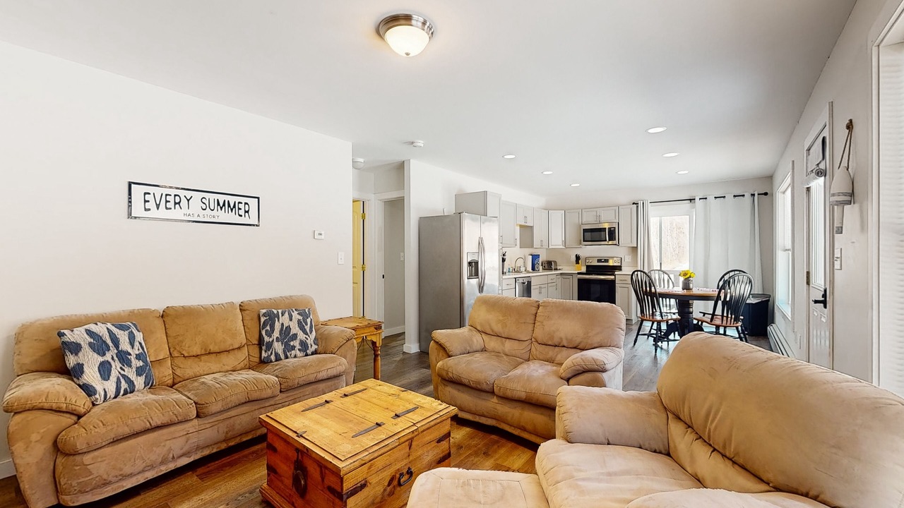 Photo of Livingroom in Dedham