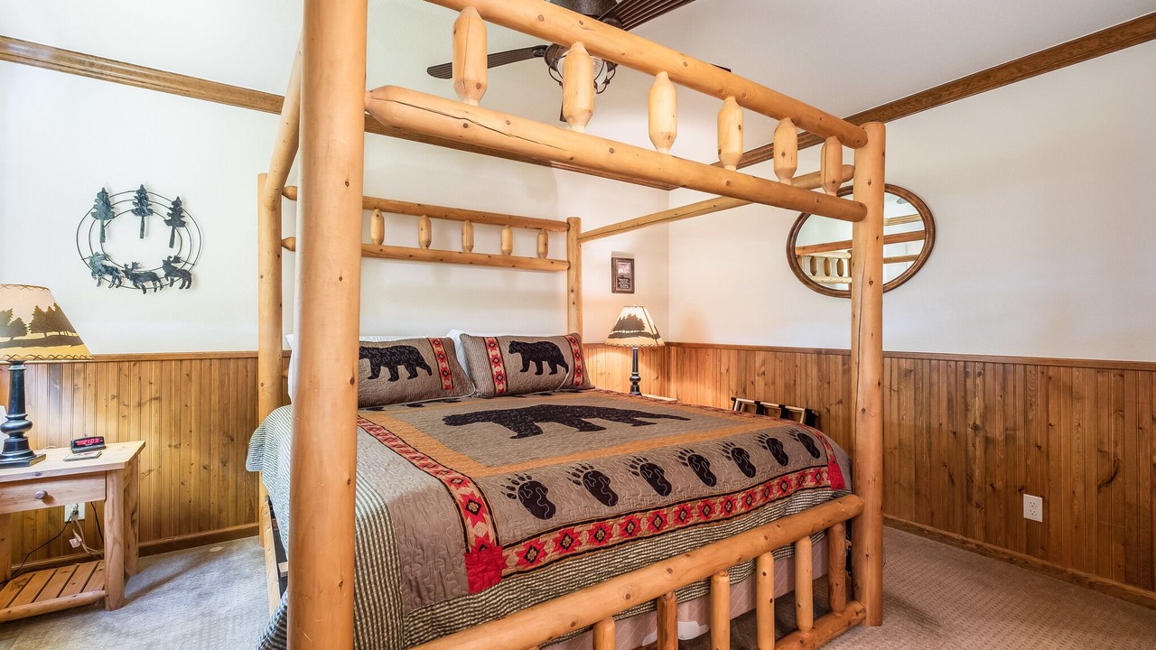 Photo of Bedroom in Estes Park
