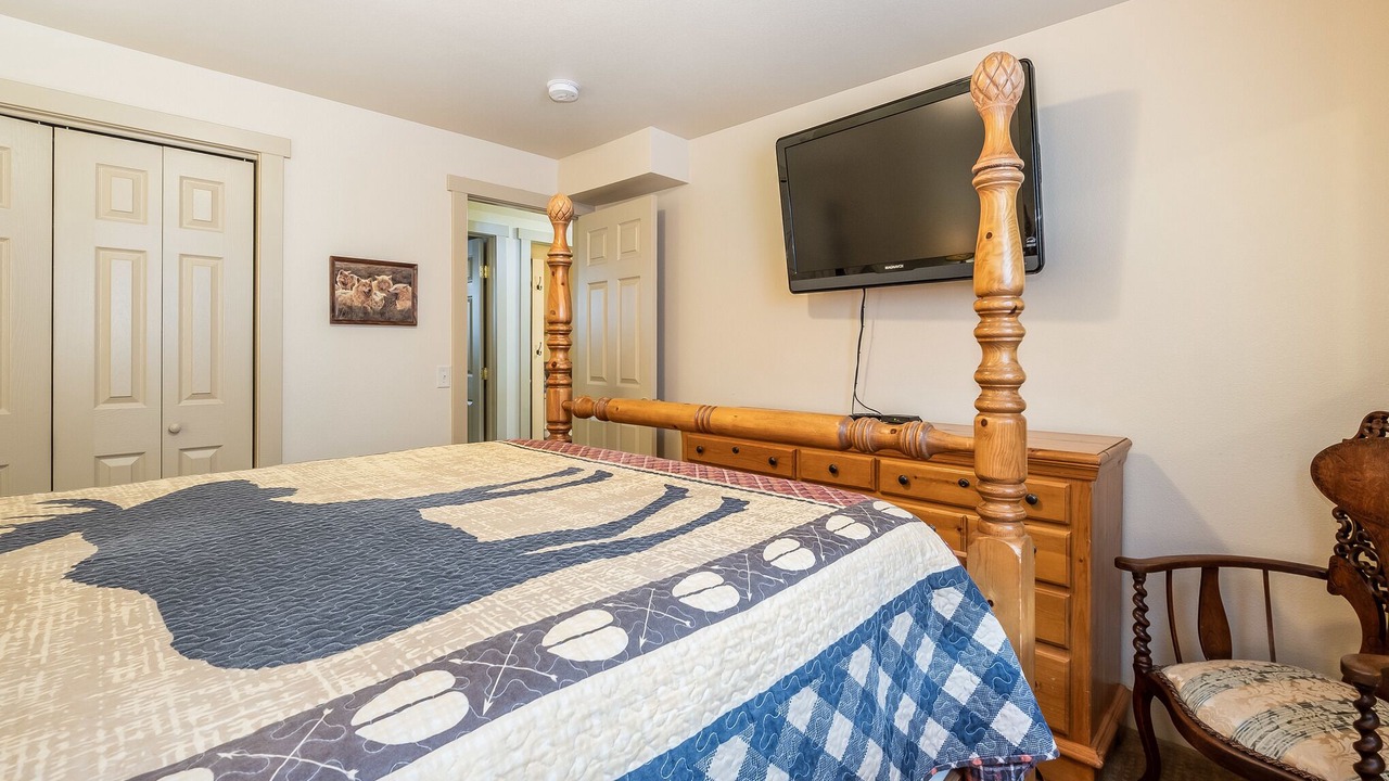 Photo of Bedroom in Estes Park