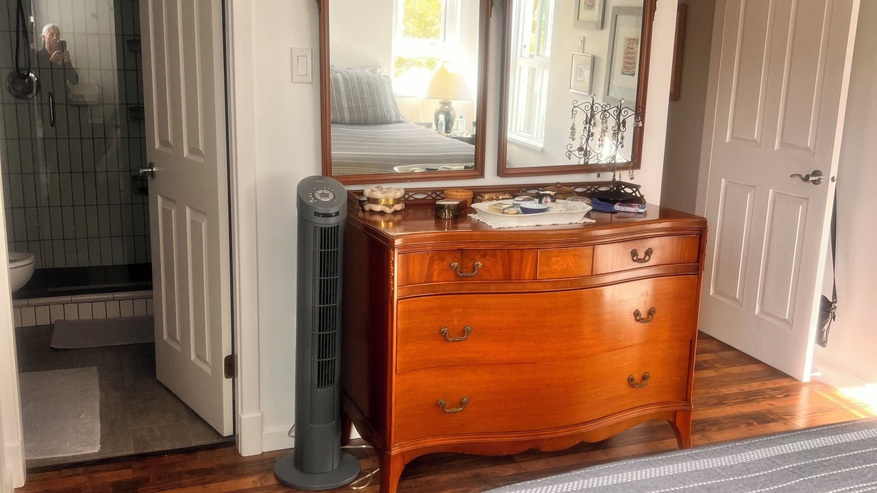Photo of Bedroom in White Rock