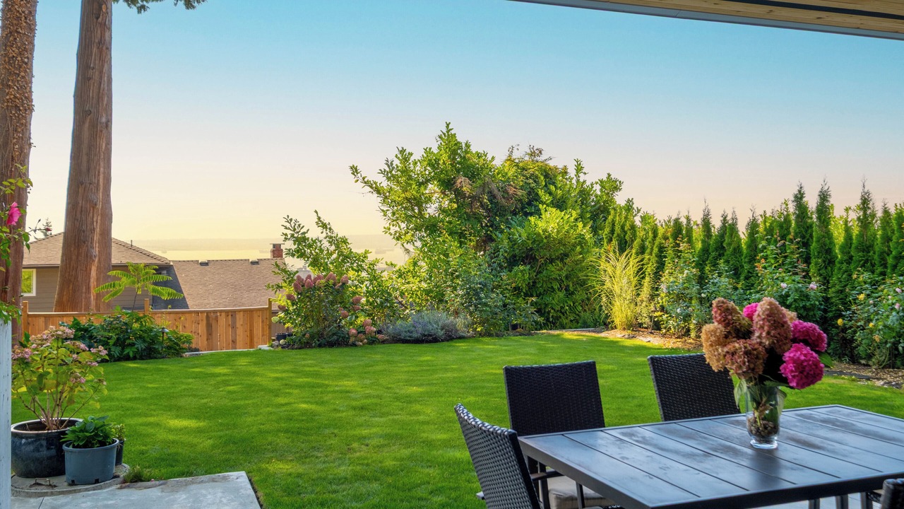 Photo of Outdoor in Dundarave