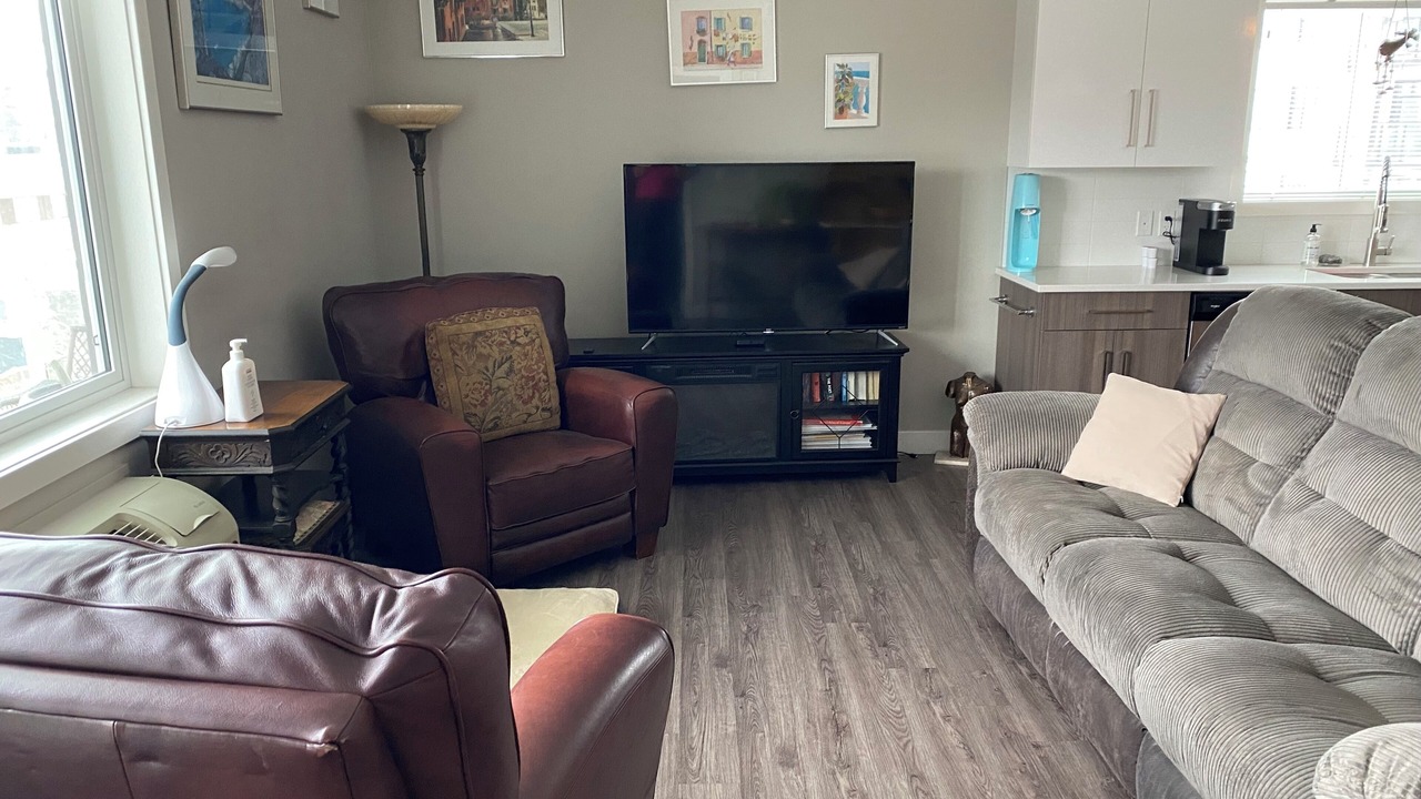 Photo of Livingroom in Vernon