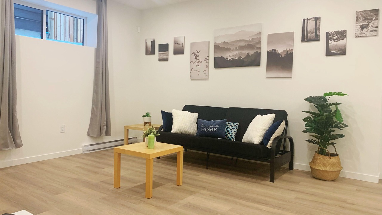 Photo of Livingroom in Willoughby