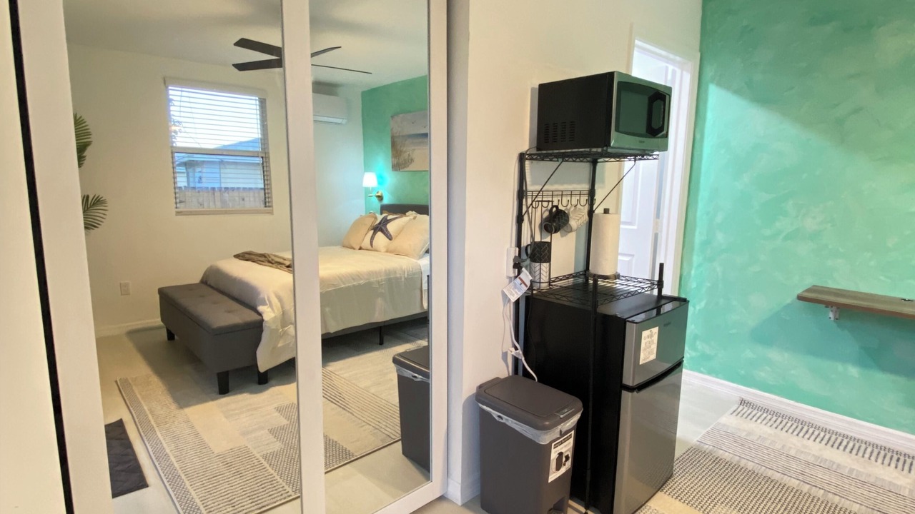 Photo of Bedroom in Riviera Beach